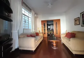 Foto 1 de Casa com 3 Quartos à venda, 360m² em Centro, Barra Mansa