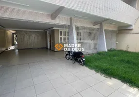 Foto 1 de Casa com 6 Quartos à venda, 350m² em Jóquei Clube, Fortaleza