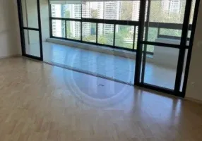 Foto 1 de Apartamento com 4 Quartos para venda ou aluguel, 226m² em Villaggio Panamby, São Paulo