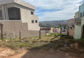 Foto 1 de Lote/Terreno à venda, 275m² em Novo Horizonte, Conselheiro Lafaiete