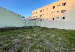 Foto 1 de Lote/Terreno à venda, 360m² em Parque Santa Marta, São Carlos