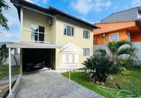 Foto 1 de Casa com 3 Quartos à venda, 300m² em Itacorubi, Florianópolis