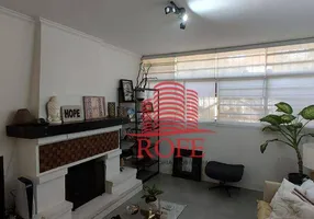 Foto 1 de Casa com 3 Quartos à venda, 160m² em Campo Belo, São Paulo
