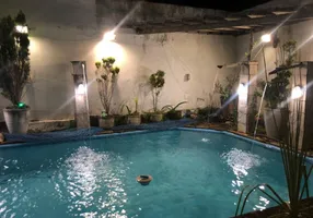 Foto 1 de Casa com 7 Quartos à venda, 375m² em Ponta Negra, Natal