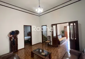 Foto 1 de Imóvel Comercial com 4 Quartos à venda, 309m² em Centro, Uberlândia