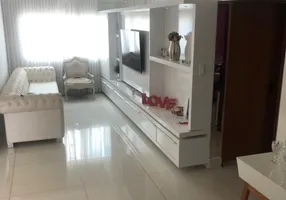 Foto 1 de Casa com 3 Quartos à venda, 240m² em Cidade Jardim, Goiânia