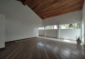 Foto 1 de Casa com 3 Quartos para alugar, 130m² em Cristal, Porto Alegre
