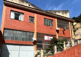 Foto 1 de Casa com 2 Quartos para alugar, 100m² em São Lucas, Volta Redonda