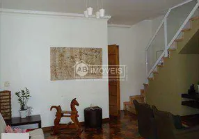 Foto 1 de Sobrado com 3 Quartos à venda, 255m² em Encruzilhada, Santos