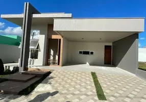 Foto 1 de Casa com 2 Quartos à venda, 80m² em Archimedes Naspolini, Criciúma