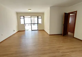 Foto 1 de Apartamento com 3 Quartos à venda, 157m² em Centro, Balneário Camboriú