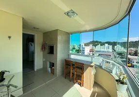 Foto 1 de Apartamento com 2 Quartos à venda, 95m² em Nacoes, Balneário Camboriú