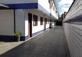 Foto 1 de Casa com 2 Quartos à venda, 85m² em Vila Cascatinha, São Vicente