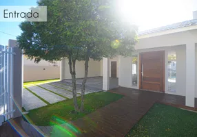 Foto 1 de Casa com 3 Quartos à venda, 198m² em Centro, Jaguaruna