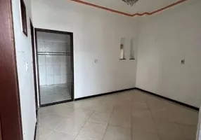 Foto 1 de Casa com 2 Quartos para venda ou aluguel, 69m² em Pituaçu, Salvador