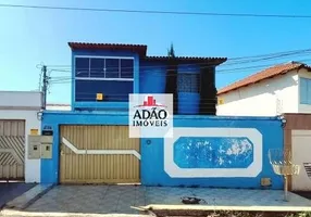 Foto 1 de Sobrado com 3 Quartos à venda, 192m² em Santa Genoveva, Goiânia