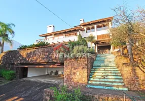 Foto 1 de Casa com 4 Quartos à venda, 600m² em Teresópolis, Porto Alegre