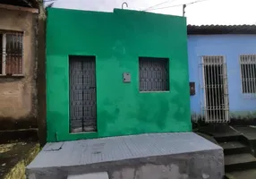 Foto 1 de Casa com 2 Quartos para alugar, 60m² em Getúlio Vargas, Aracaju