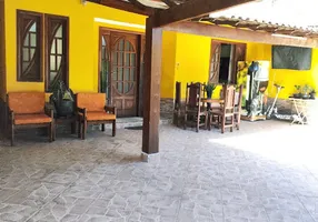 Foto 1 de Casa com 2 Quartos à venda, 137m² em Jardim Pero, Cabo Frio