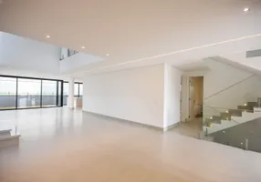 Foto 1 de Casa de Condomínio com 5 Quartos à venda, 500m² em Centro Comercial Jubran, Barueri