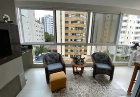 Foto 1 de Apartamento com 4 Quartos à venda, 132m² em Centro, Florianópolis