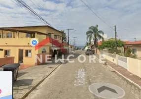 Foto 1 de Lote/Terreno à venda, 851m² em Zimbros, Bombinhas