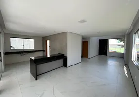 Foto 1 de Casa de Condomínio com 4 Quartos à venda, 370m² em Abrantes, Camaçari