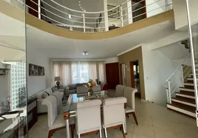 Foto 1 de Casa de Condomínio com 3 Quartos à venda, 330m² em Vila Rosa, São Paulo