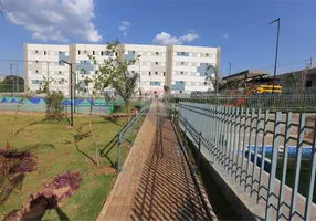 Foto 1 de Apartamento com 2 Quartos para alugar, 44m² em Jardim Itamarati, Botucatu