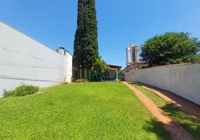 Foto 1 de Lote/Terreno à venda, 660m² em Centro, Cascavel