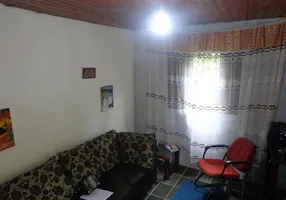 Foto 1 de Casa com 2 Quartos à venda, 57m² em Cavalhada, Porto Alegre