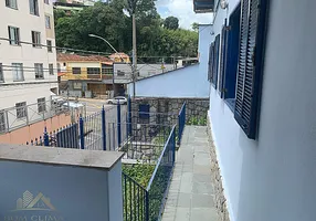 Foto 1 de Casa com 4 Quartos para alugar, 280m² em Grajaú, Juiz de Fora