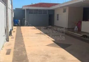 Foto 1 de Casa com 3 Quartos à venda, 331m² em Vila José Bonifácio, Araraquara