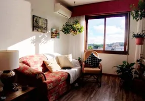 Foto 1 de Apartamento com 1 Quarto à venda, 39m² em Medianeira, Porto Alegre