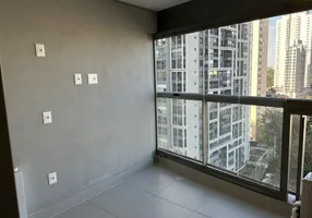 Foto 1 de Apartamento com 1 Quarto para alugar, 31m² em Santo Amaro, São Paulo