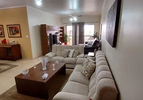 Foto 1 de Apartamento com 3 Quartos à venda, 182m² em Centro, Araraquara