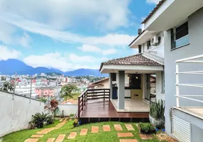 Foto 1 de Casa com 2 Quartos à venda, 265m² em Amizade, Jaraguá do Sul