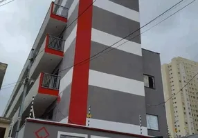 Foto 1 de Apartamento com 2 Quartos à venda, 38m² em Vila Carmosina, São Paulo