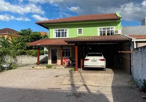 Foto 1 de Casa com 3 Quartos à venda, 180m² em Rio Caveiras, Biguaçu