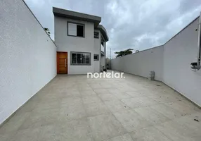 Foto 1 de Sobrado com 3 Quartos à venda, 124m² em Vila Mangalot, São Paulo