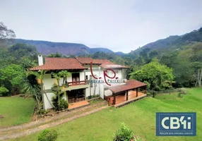 Foto 1 de Casa de Condomínio com 4 Quartos à venda, 450m² em Araras, Petrópolis