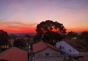 Foto 1 de Casa com 4 Quartos à venda, 300m² em Jardim Esplanada, São José dos Campos