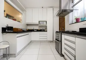 Foto 1 de Casa com 2 Quartos à venda, 170m² em Lapa, São Paulo