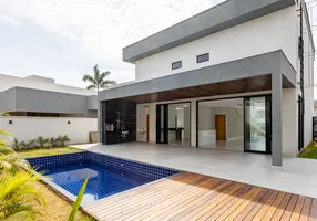 Foto 1 de Casa de Condomínio com 4 Quartos à venda, 231m² em Residencial Goiânia Golfe Clube, Goiânia