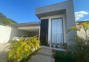Foto 1 de Casa com 3 Quartos à venda, 210m² em Setor Faiçalville, Goiânia