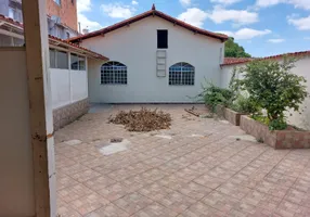 Foto 1 de Casa com 4 Quartos à venda, 239m² em Novo Progresso, Contagem