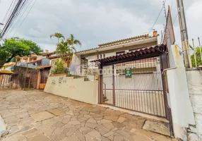 Foto 1 de Casa com 5 Quartos à venda, 358m² em Nonoai, Porto Alegre