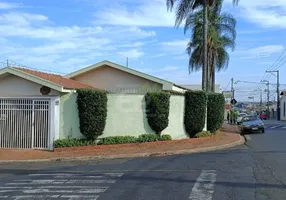 Foto 1 de Casa com 3 Quartos à venda, 180m² em Vila Nery, São Carlos