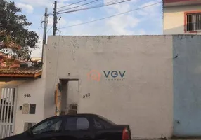 Foto 1 de Casa com 2 Quartos à venda, 120m² em Vila Guarani, São Paulo