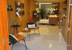 Foto 1 de Casa de Condomínio com 5 Quartos à venda, 200m² em Jardim Petrópolis, São Paulo